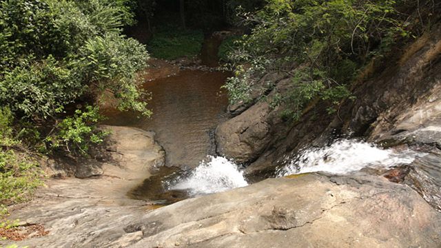 Aruvikkuzhi Waterfall Pathanamthitta