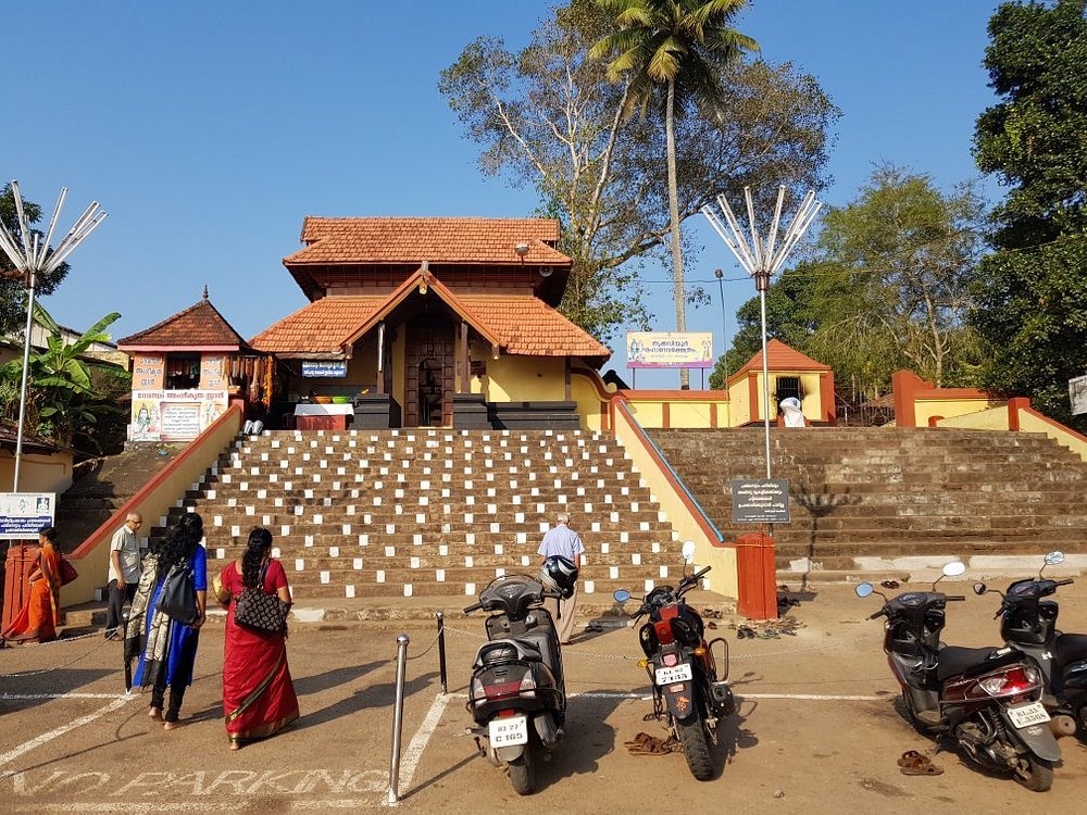 Kaviyoor Mahadeva Temple Images of Pathanamthitta