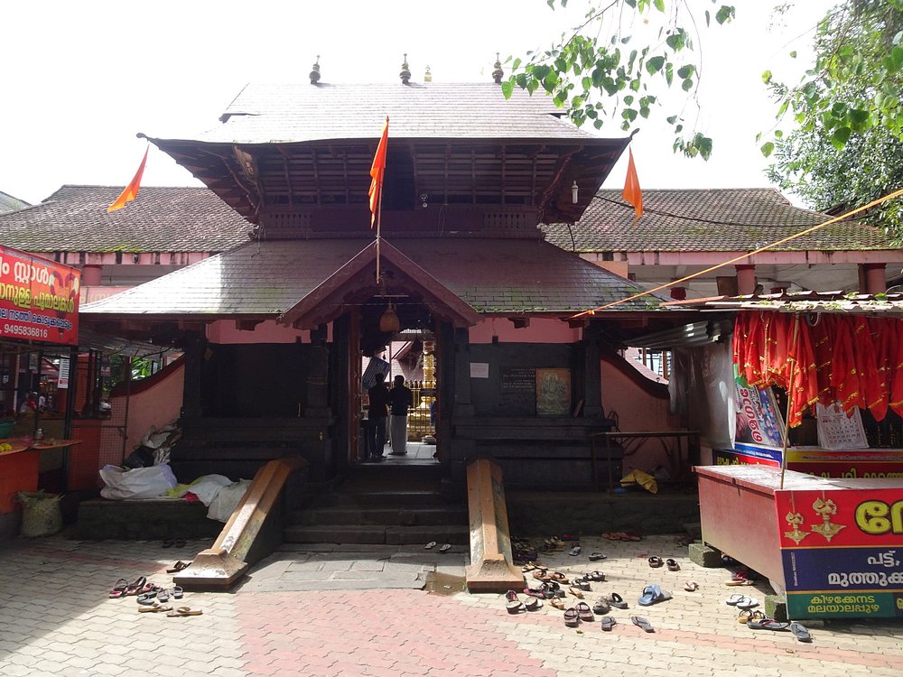 Malayalappuzha Devi Temple destination in Pathanamthitta