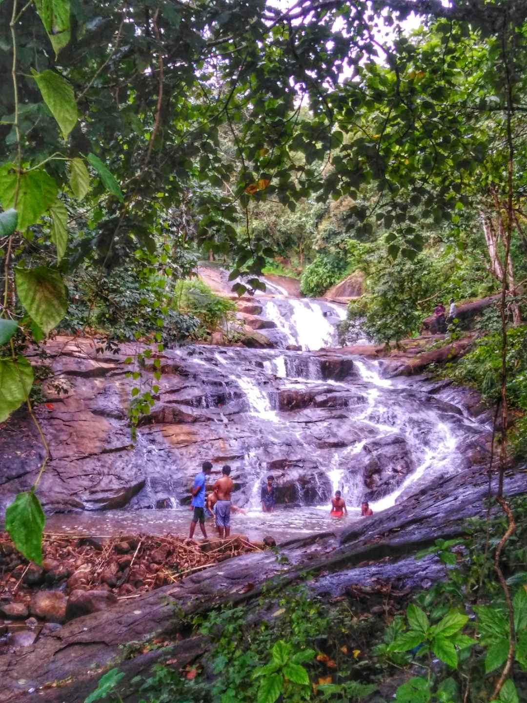 Meenmuttypara Waterfalls Images of Pathanamthitta