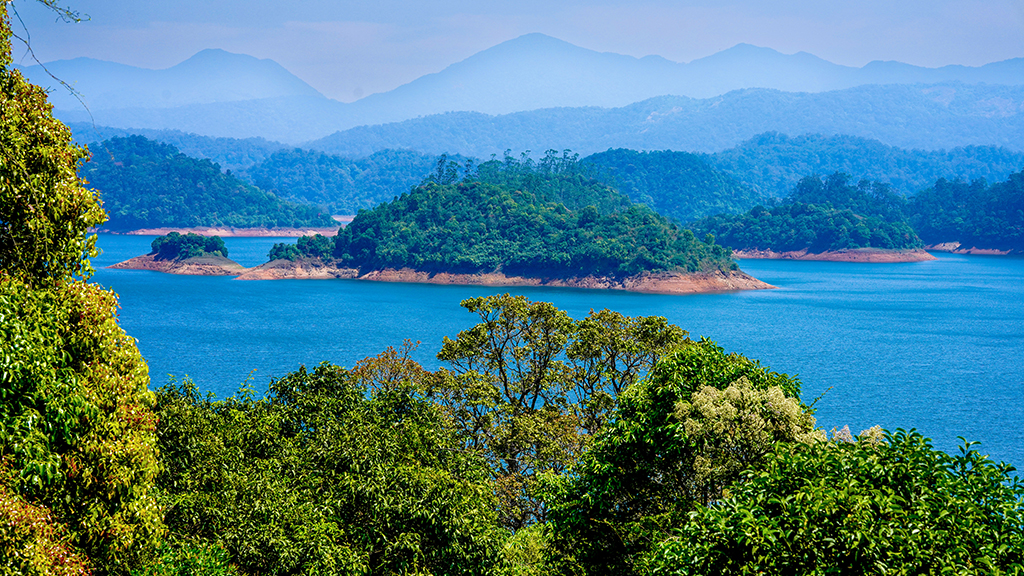 Moozhiyar Dam destination in Pathanamthitta